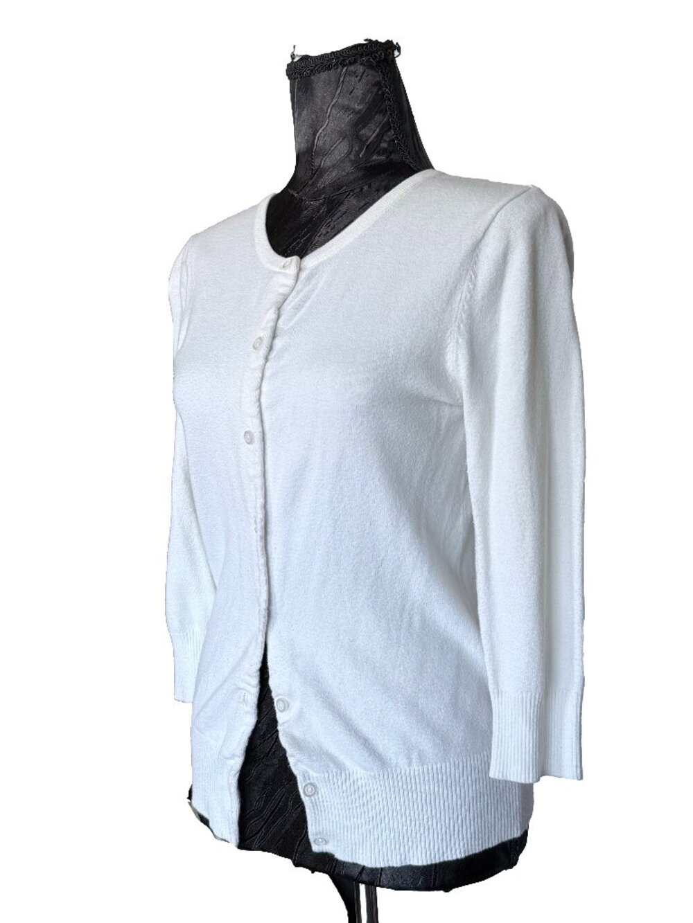 ✨ ABOUND Classic White Button-Down Crewneck Cardigan Knit Sweater - Size M ✨